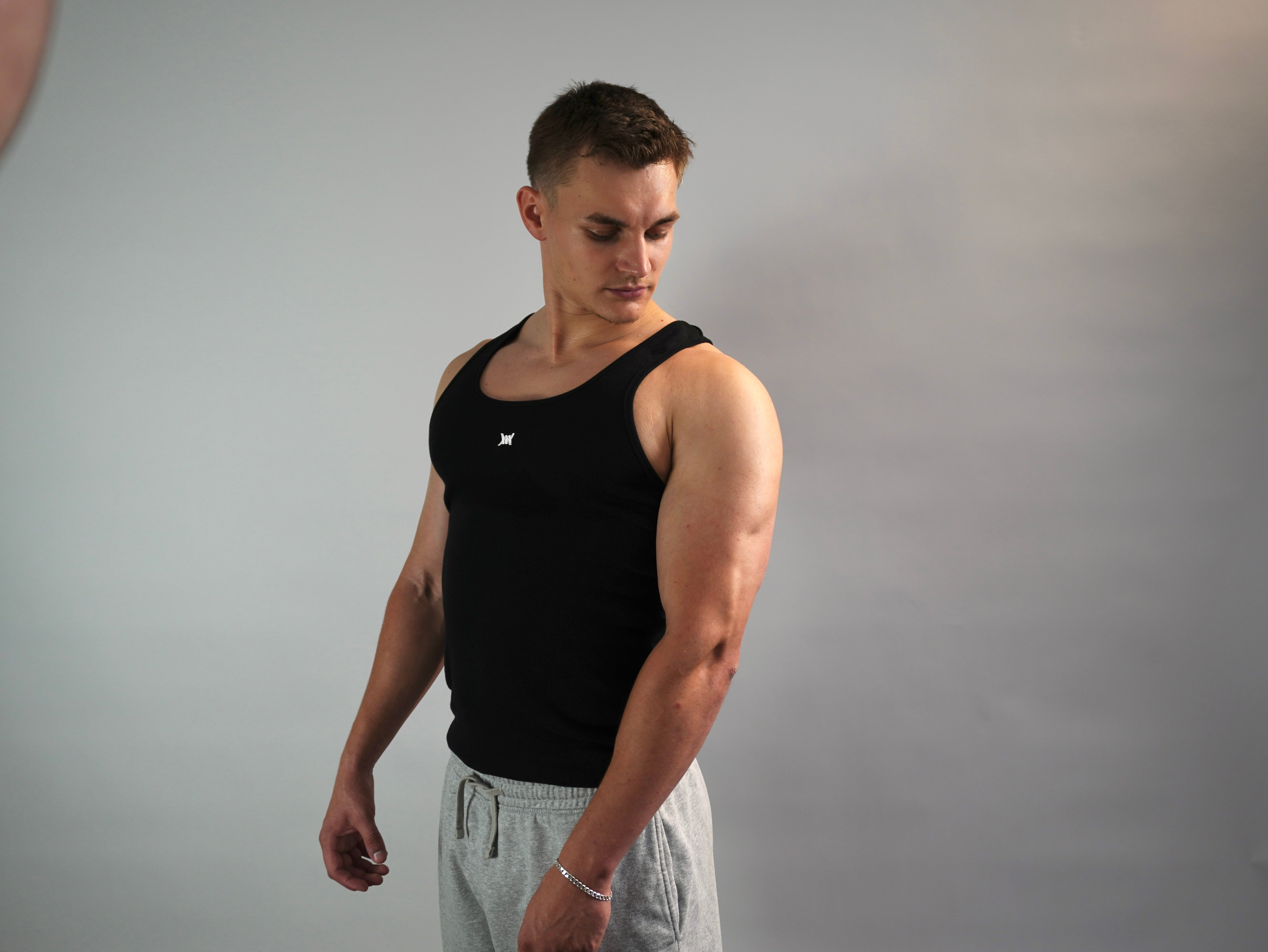 coming soon 22.03.26 12:00 (mercenary beater)