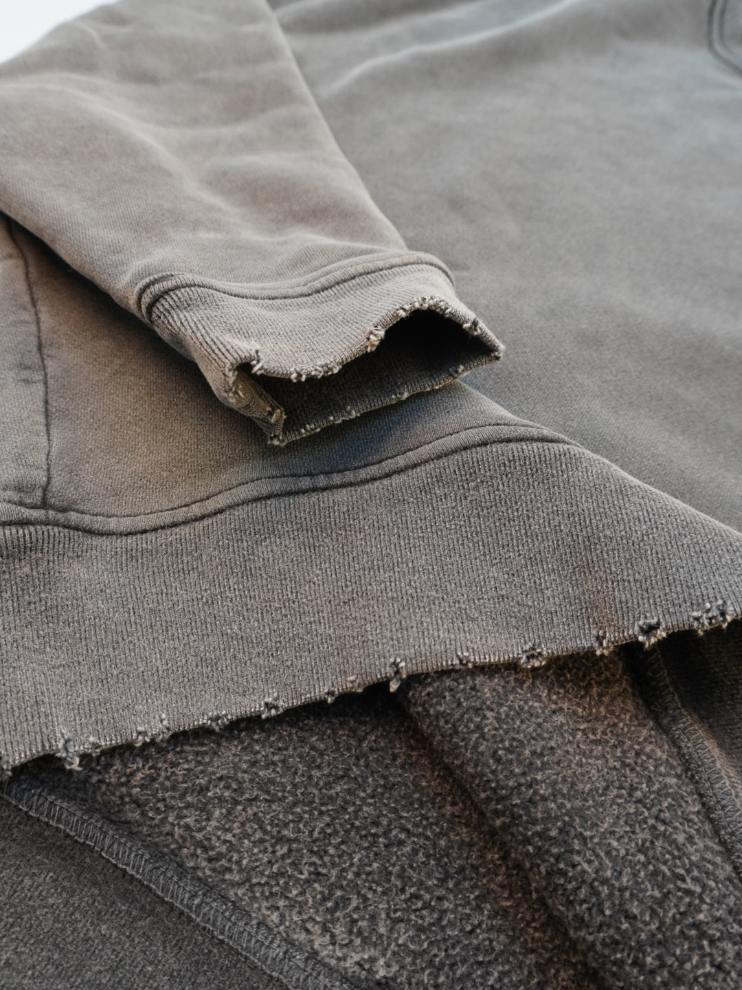 coming soon 12.01.27 12:00 (German steel sweatshirt)